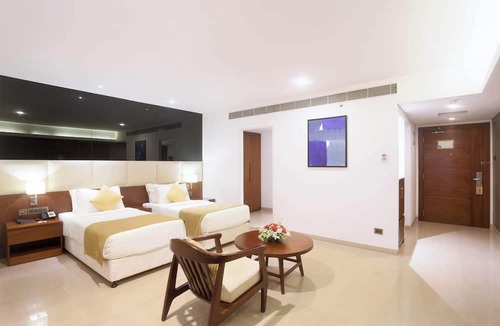 Kozhikode Hotel | The Raviz Calicut
