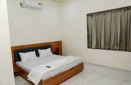 Alibaug Villa | Spacious 6-bedroom villa in tranquil Alibaug with new modern Equipments