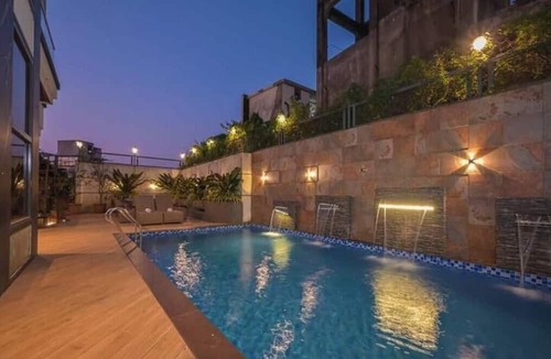 Kurvande Villa | 6BHK Chaos Mansion By Jalanta Stay