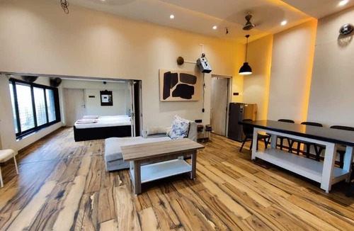 Aarey Colony Villa | Lazy Moose Villa