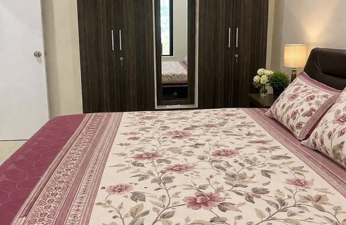 Panchgani Apartment | Charming 1-bedroom apartment in the heart of Ruighar