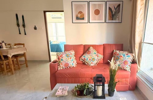 Kalina Apartment | Earthen Escape 2BHK near BKC Jio Gym Access