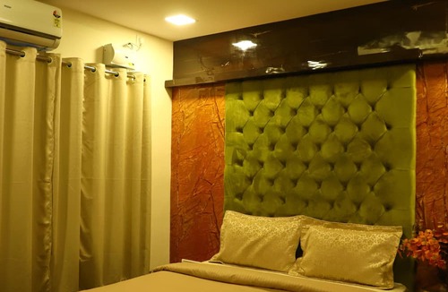 Shirdi Villa | mani hotel and restaurant