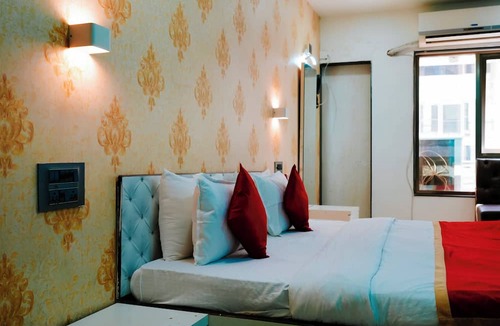 Malad West Apartment | Hsquare Service Apartment Malad