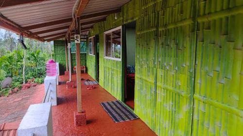 Mudigere House | Doddagadde Homestay and Villas - Near to Ettina Bhuja trek and falls