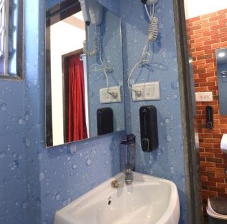 Kandivali East Apartment | Azure Suite 1 BHK Serviced Apartment in Kandivali East, Mumbai