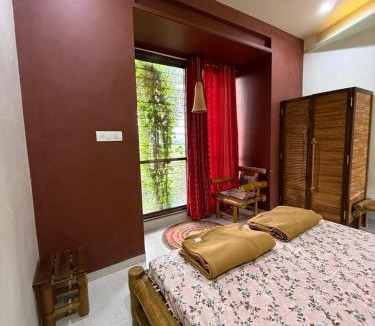 Kolhapur House | Whistling Winds