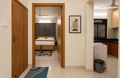 Prabhadevi Hotel | Pinakii Comfort Stay Suites, Prabhadevi
