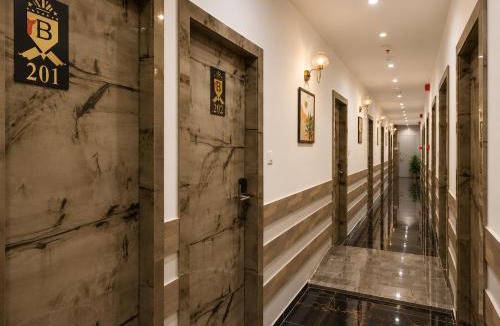 Kalina Hotel | Hotel Beverly Palace Santacruz - Near BKC - Mumbai Airport T1