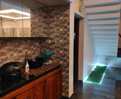 Thiruvananthapuram Villa | Trivian Home