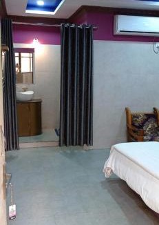 Daulatabad Hotel | Vishwa hotel and lodging