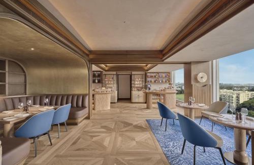Whitefield Hotel | Slohh by Roach Bengaluru, Curio Collection by Hilton