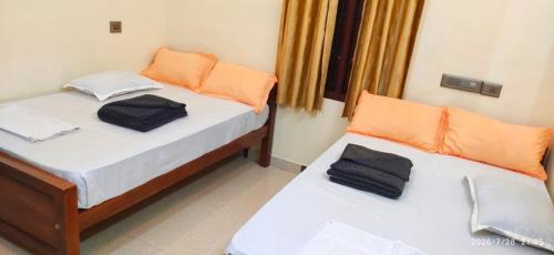 Kanyakumari House | Hotel SRINIVASA AC HOMESTAY SEA VIEW ROOMS