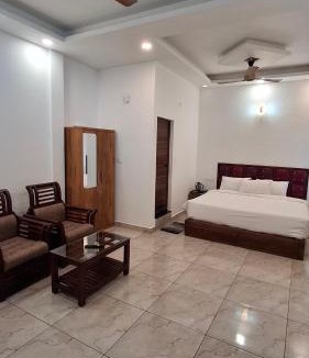 Chithirapuram House | Rose valley