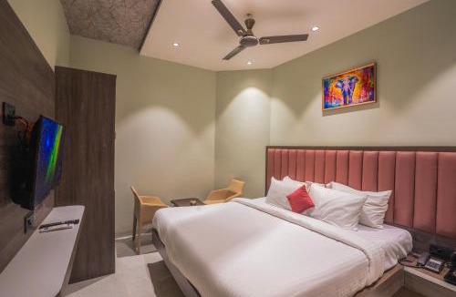 Navi Mumbai Hotel | Mosaic Go Star Grand