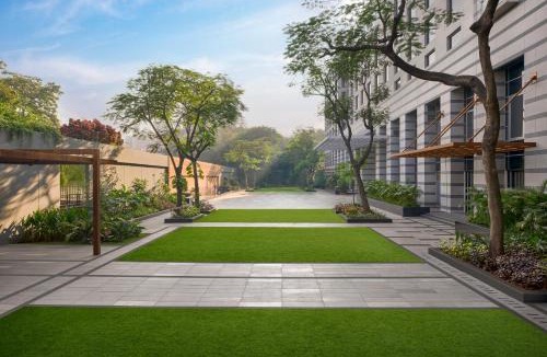 Santacruz Hotel | Grand Hyatt Mumbai Hotel and Residences