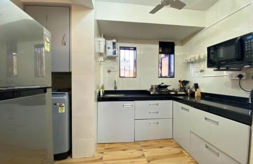 Ranwar Apartment | ConnektHomes - Saba heritage Charming Apartment in Bandra West