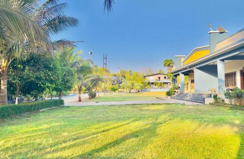 Kalyan House | New Central villa