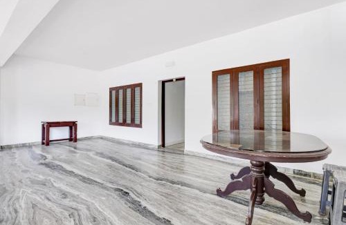 Thiruvananthapuram Hotel | Hotel O Kazhakoottam Near AL SAJ Convention Centre