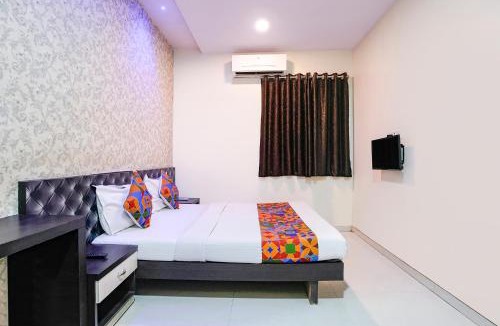 Kandiwali West Hotel | FabHotel Marvey Residency