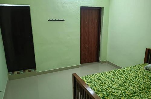 Tiruchendur Villa | SREE Family AC Stay Walk to Murugan Temple