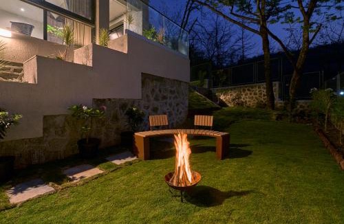 Lonavala Villa | SaffronStays Pickle & Play