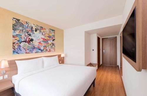 Kalina Hotel | ibis Mumbai BKC