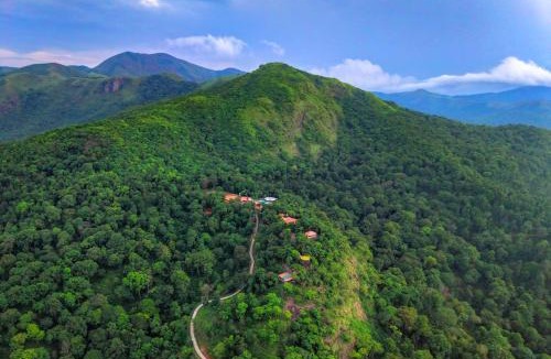 Kurchi House | Celestial Heights Coorg by VOYE HOMES with Sunset views-Near to Nagarhole Tiger Reserve