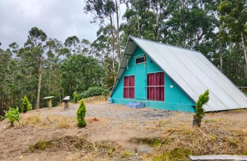 Periyur House | Wildcampers A frame cottages