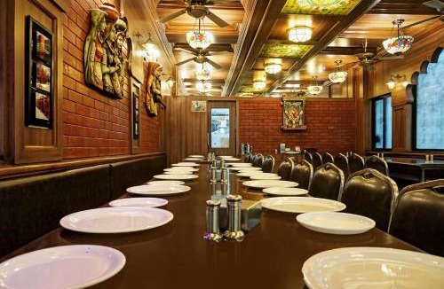 Pimpri - Chinchwad Hotel | Townhouse OAK Gharonda Residency Near Sant Tukaram Nagar Metro Station