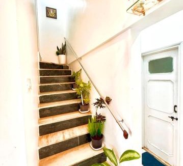 Tungarli House | Serene Guest House ll 2 Ac Rooms ll WiFi ll Tv ll Big Garden