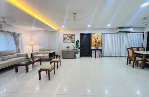 Aundh Apartment | Woods A serene urban retreat in the heart of Pune
