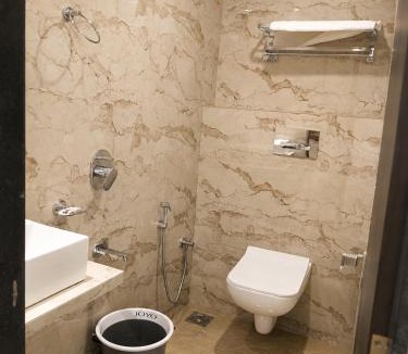 Sakinaka Hotel | Transit Seven Hills Hotel Near Airport Mumbai T2