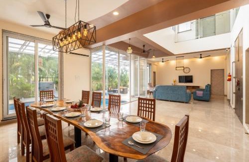 Karjat Villa | SaffronStays Casa De Familia - 6BHK Luxury Pool Villa in Karjat with Lawn, Gazebo & Bathtubs