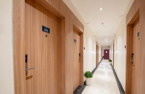 Bhosari Hotel | Palette Hotel Pune by CheckIn, MIDC Pimpri-Chinchwad