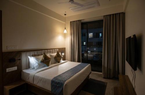Marathahalli Hotel | Super Townhouse Marathahalli Near Sri Nagalingeshwar Swamy Temple Formerly Hotel Avenue