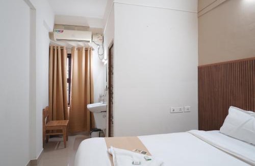 Payyanur Hotel | Nova Saara Palace