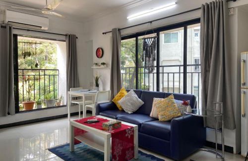 Pali Hill Apartment | Rama 2 - 201, Carter Road, Bandra West by Connekt Homes