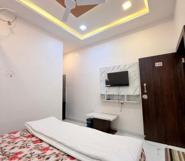 Ellora Cabin | Hotel Radhai Residency