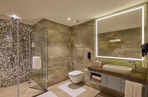 Vile Parle East Hotel | ICONIQA - The Lifestyle Hotel of Mumbai