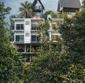 Devikolam House | Skyscenic Munnar