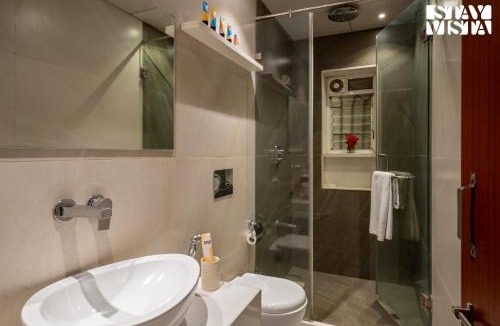 Mahabaleshwar Villa | StayVista at The Treetops with Infinity Pool, BBQ