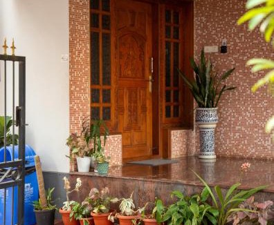 Adyar Villa | Spacious 3-Bedroom Private Villa in Mangalore - Ideal Getaway for Family and Friends