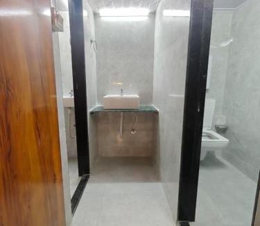 Sakinaka Hostel | Transit Stay Dormitory