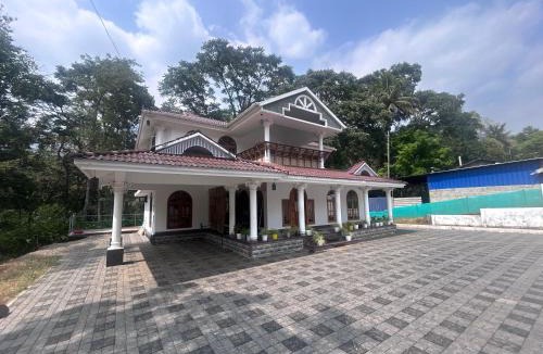Udumbanchola Resort | The Grand Sapphires Resorts in Munnar,Idukki Vaganon