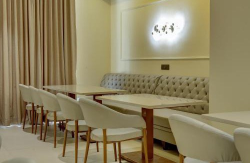 Hadapsar Hotel | StayBird Capital- Business Hotel, Magarpatta City