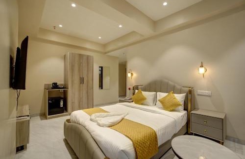 Hadapsar Hotel | StayBird Capital- Business Hotel, Magarpatta City