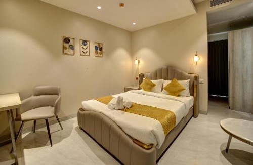 Hadapsar Hotel | StayBird Capital- Business Hotel, Magarpatta City