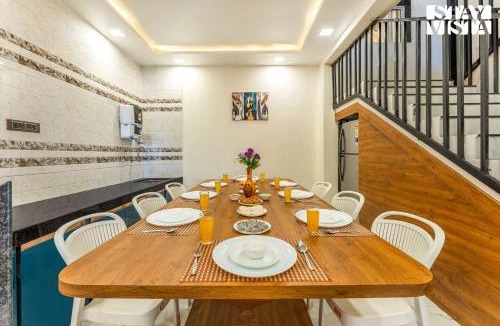 Wai Villa | StayVista at The Green Nook - Pool, Views & Wi-Fi