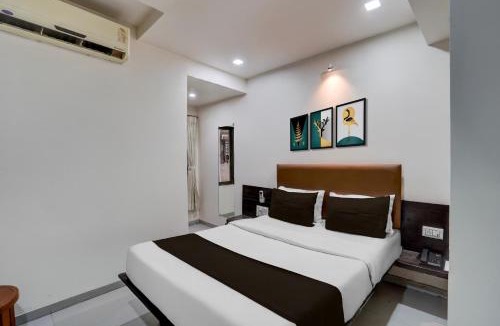 Vadodara Hotel | Collection O Sur Sagar Lakeview Vadodara Formerly Vintage Inn